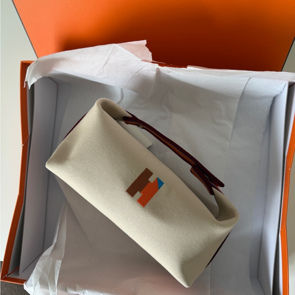Hermès Bride-a-Brac H Pavillon Case (BRAND NEW WITH TAGS)
